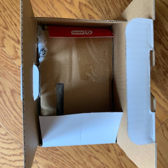 DASH Minis (Waffle, Griddle & Grill) - Picture 3 of 5